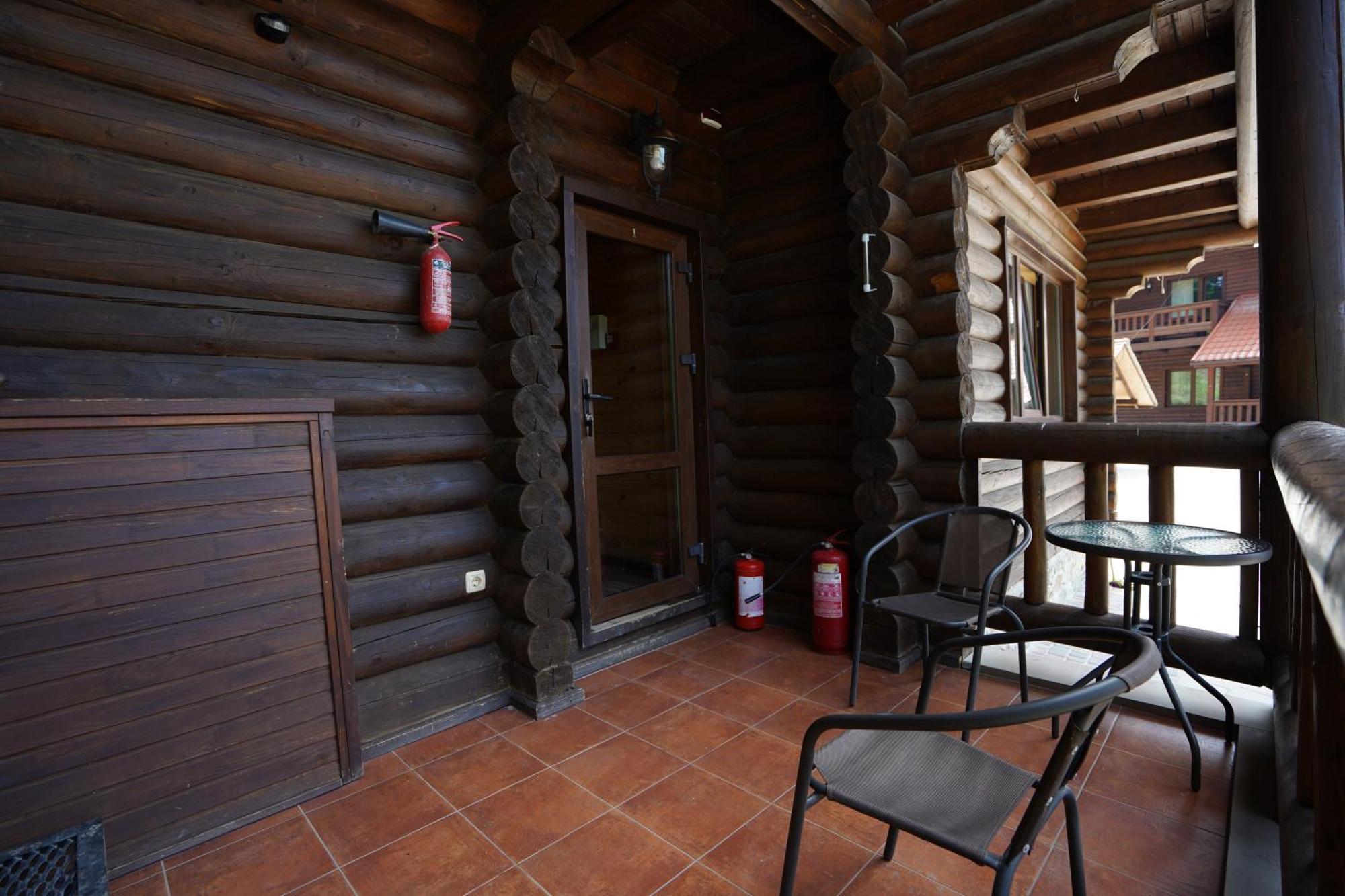 Hotel Ozero Vita Nizhniy Studenyy エクステリア 写真